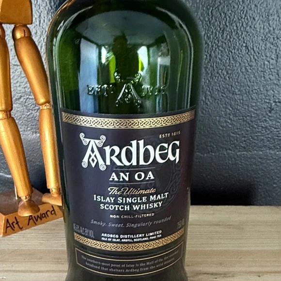 Ardbeg An OA Single Malt Scotch Whisky EMPTY BOTTLE - Picture 2 of 5